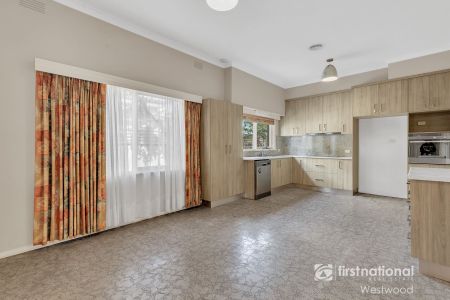 Schools Out For Summer! - Photo 5