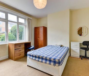 5 bedroom house to rent - Photo 2