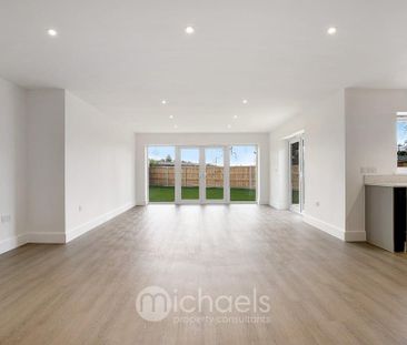 3 bedroom detached bungalow to rent - Photo 3