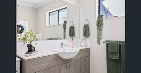 Contemporary Two-Bedroom Apartment in a Quiet, Convenient Location - Photo 2