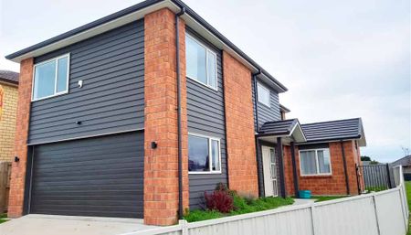 2 Story Living - Photo 5