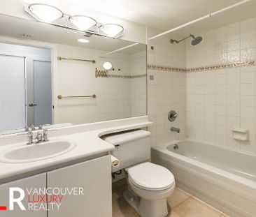 Condo in Downtown Vancouver, BC - Photo 1