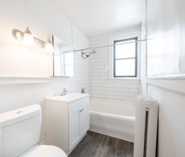 For Lease - 2 Kingston Road Unit# 16, Toronto, Ontario - Photo 3