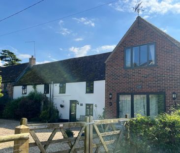 2 bedroom barn conversion to rent - Photo 3