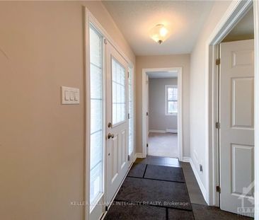 For Lease - 894 Fameflower Street, Barrhaven, Ontario - Photo 3