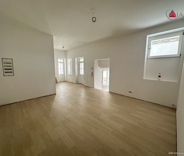 Erstbezug nach Kernsanierung: 2,5 -Zimmer-Wohnung im ruhigen Hinter... - Foto 1