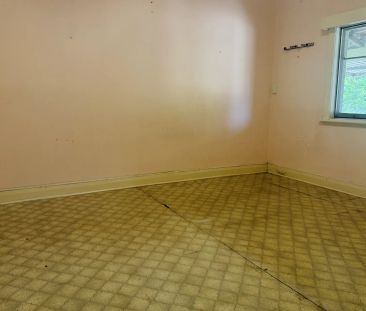 Charming Character Cottage - Photo 2