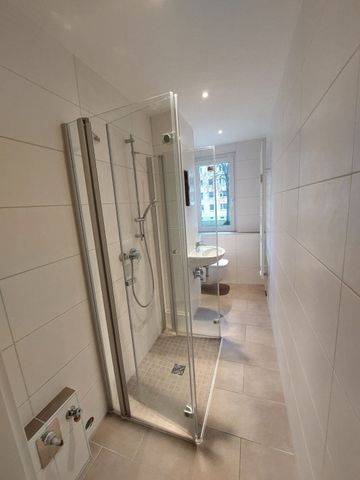 Balkon / Modernes Bad / Gute Lage - Foto 4