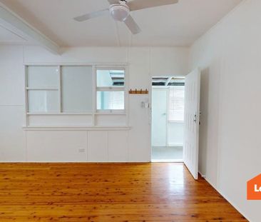 4 Cudgee Avenue, Summerland Point NSW 2259 - Photo 1