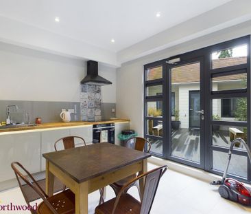 Studio to rent - Photo 6