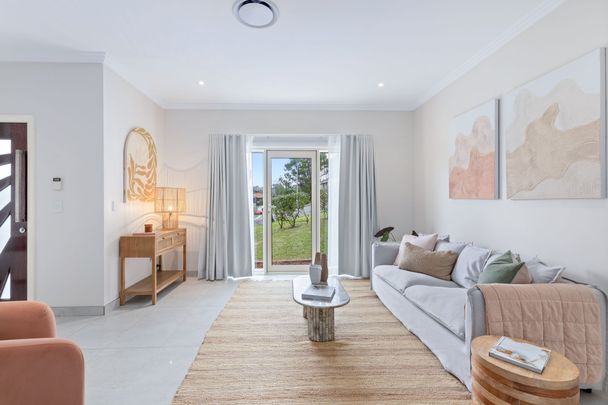 Exquisite Family Luxury in Frenchs Forest - Photo 1