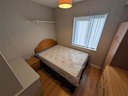 70 Sandhurst Drive, Belfast, BT9 5AZ - Photo 4