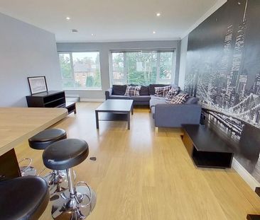 4 bedroom semi-detached house to rent - Photo 3