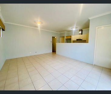 10B Woodchester Place, Nollamara, WA 6061 - Photo 4