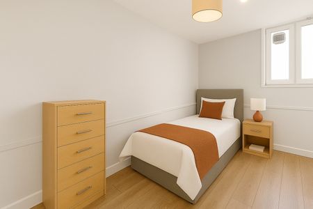 3 Bed Flat, Cranmer House, SW11 - Photo 3