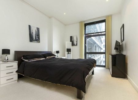 South Quay Square Canary Wharf, E14 - Photo 3