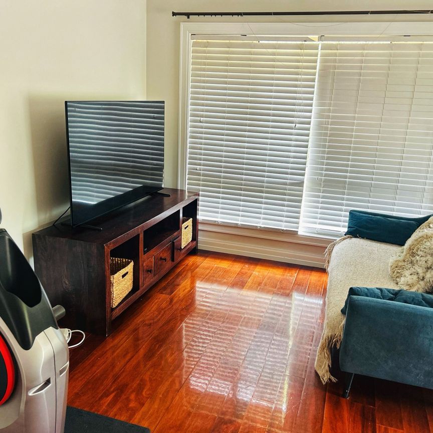 Bentleigh East - Photo 1