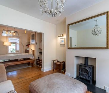 2 bedroom terraced house to rent - Photo 2