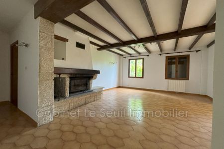 Location Maison 5 pièces 158m² SAIGNON 84400 - Photo 2