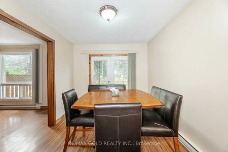 Property For Lease | S9254679 - Photo 4