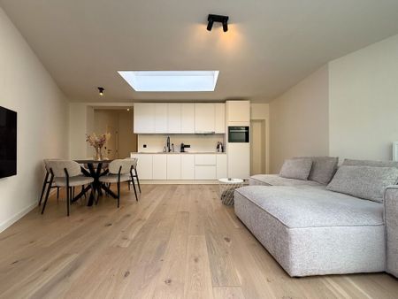 Gerenoveerd 1-slaapkamerappartement met stadskoer te huur in Gent! - Foto 3