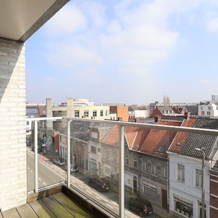 Gezellig appartement met twee slaapkamers dichtbij het centrum van Roeselare - Foto 1