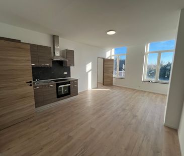 Appartement 1ch. remis à neuf à 6060 Charleroi  Loyer: 700 € - Photo 1