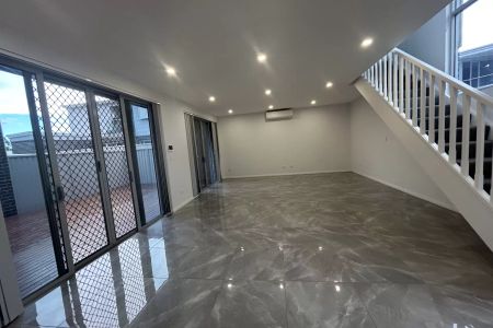 Executive Lifestyle - Photo 2