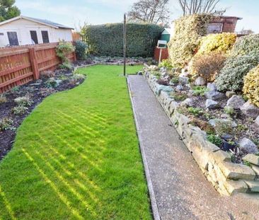 Hemswell Avenue - Photo 2