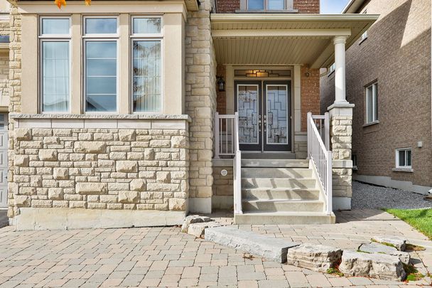 For Lease - 22 Greenforest Grove, Whitchurch-Stouffville, Ontario - Photo 1