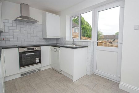 Orchard Way, Knebworth, Hertfordshire, SG3 6BT - Photo 5