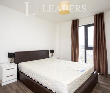 2 bedroom flat to rent - Photo 3