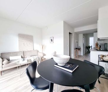 Nyopført 2-værelses lejlighed i flot og moderne boligkompleks - Foto 3