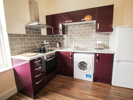 Apt 2, 8 Blenheim Terrace - Photo 4