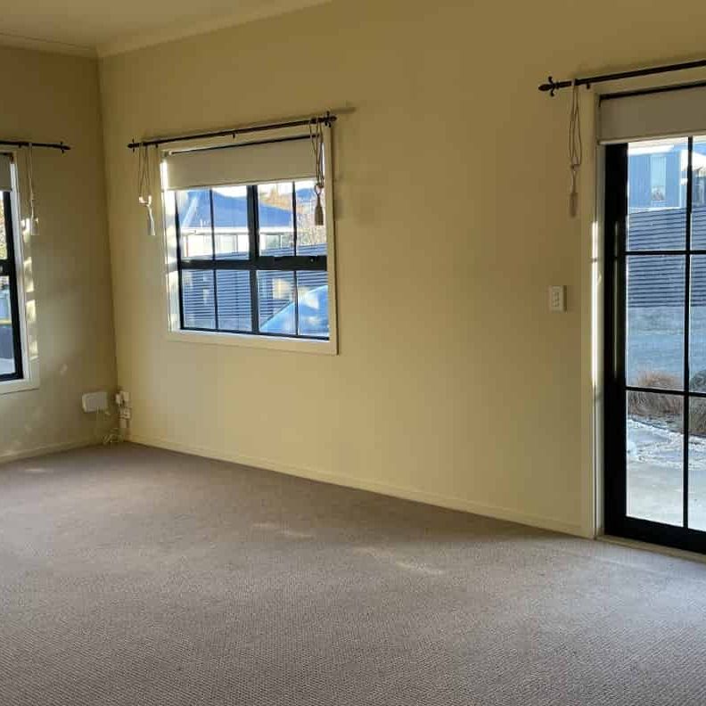 Modern Cottage Living - Photo 1