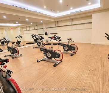 Imperial Plaza Lofts - Photo 3