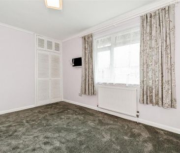 3 bedroom house to rent - Photo 2