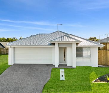 Brand New Four Bedroom Home - Split System A/C & Fully Fenced - School Catchment Zone - Photo 3