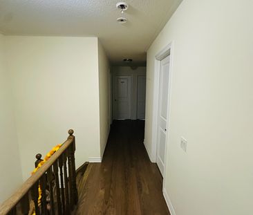 For Lease - 90 Royal Fern Crescent, Caledon, Ontario - Photo 2