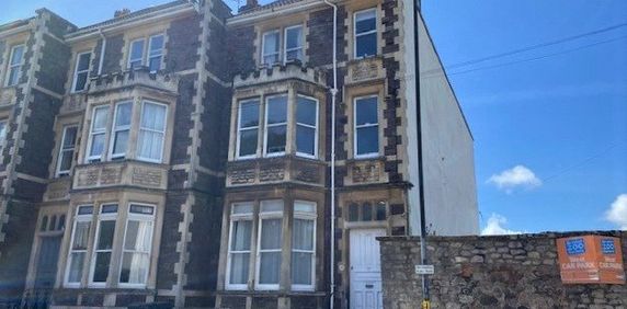 Student Properties to Let - Photo 2