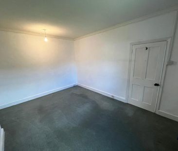 3 bedroom detached house to rent - Photo 4