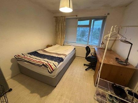 4 bedroom house share to rent - Photo 3