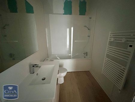 Location Appartement 2 pièces 27m² HELLEMMES LILLE 59260 - Photo 3