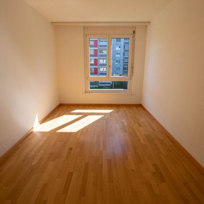4.5 Zimmer, 106 m², 1. Stock - Photo 1