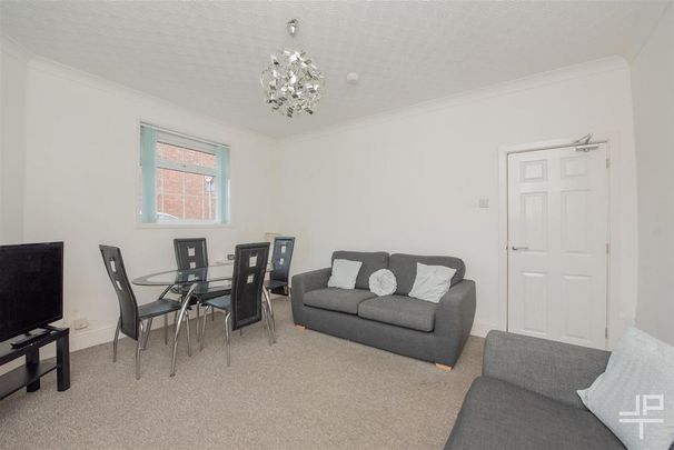 4 bedroom house share to rent - Photo 1