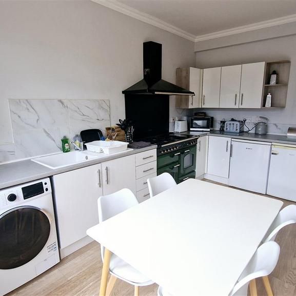 1 bedroom property to rent - Photo 1