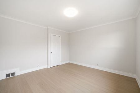 For Lease - 496 Northcliffe Boulevard Unit# Mn&2nd, Toronto, Ontario - Photo 2