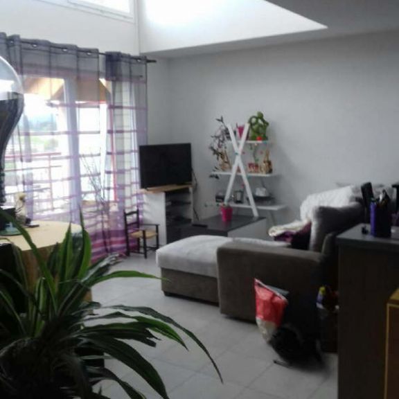 Location Appartement 3 pièces 64m² BESANCON 25000 - Photo 1