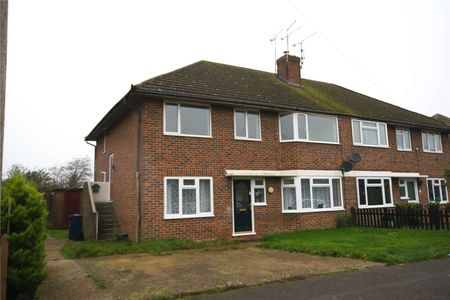 2 bedroom terraced maisonette to rent - Photo 2