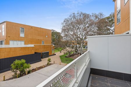 Fantastic Home, So Much To Offer! - Photo 4